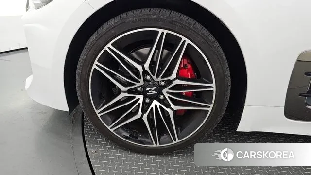 Kia Stinger Meister id 2965347 из Кореи 15