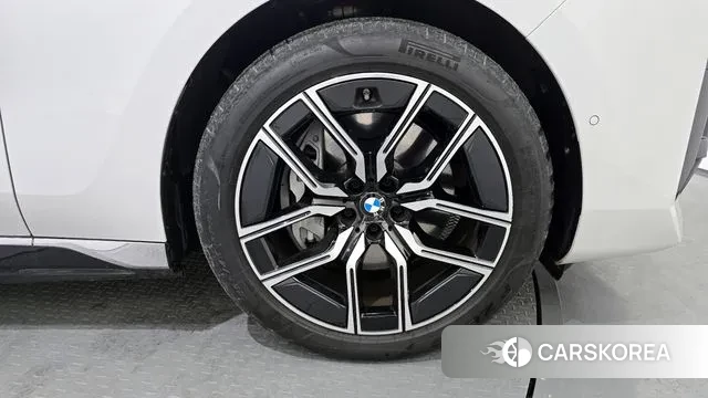 BMW i7 (G70) id 3512805 из Кореи 15