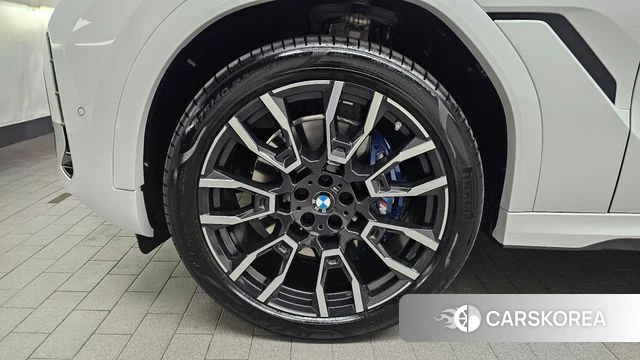 BMW X6 (G06) id 4222458 из Кореи 27