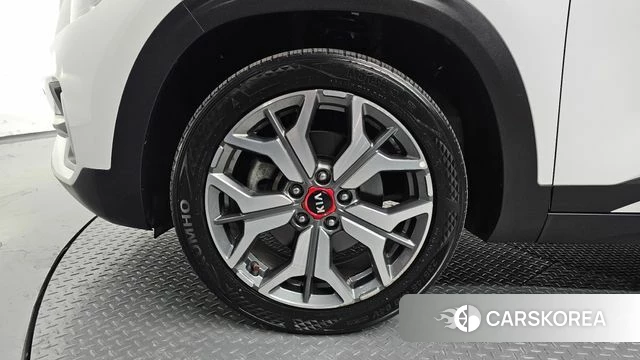 Kia Seltos id 4019837 из Кореи 15