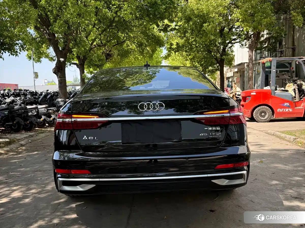 Audi A6L 2025 Черный из Китая, фото 5