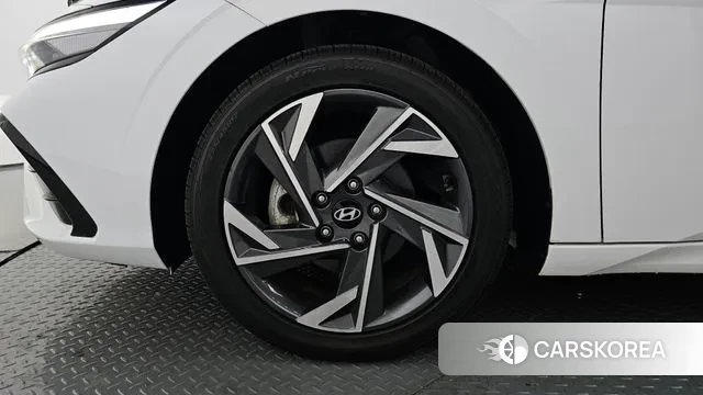 Hyundai The New Avante (CN7) id 3659397 из Кореи 15