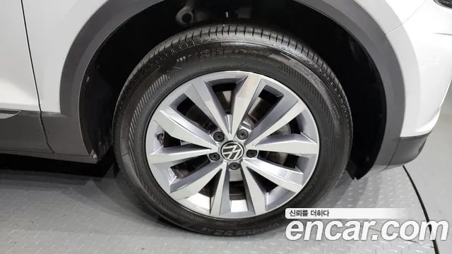 Volkswagen T-Roc id 2935625 из Кореи 15