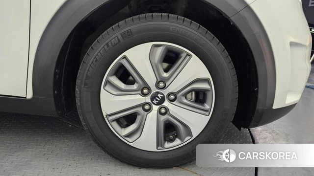 Kia Niro id 4765518 из Кореи 25