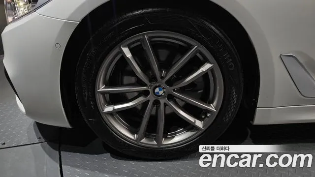 BMW 5 Series (G30) id 2500024 из Кореи 15