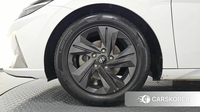 Hyundai Avante (CN7) id 4519342 из Кореи 30