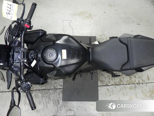 Проданный Honda CB650R id 3994823 из Японии, фото 19