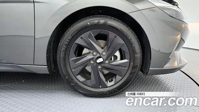 Hyundai Avante Hybrid (CN7) id 2935891 из Кореи 15