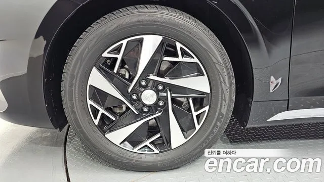 Hyundai The New Grandeur IG Hybrid id 2875106 из Кореи 15