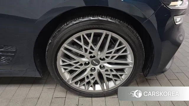 Genesis The New G70 id 3038103 из Кореи 15