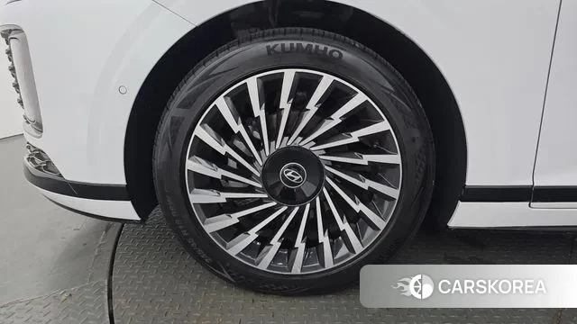 Hyundai Grandeur Hybrid (GN7) id 2974474 из Кореи 15