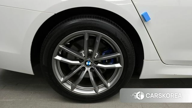 BMW 5 Series (G30) id 4203777 из Кореи 25