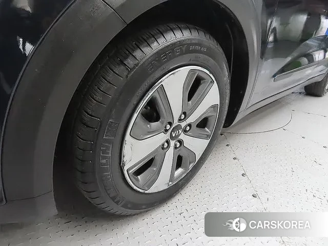 Kia Niro id 3522958 из Кореи 15