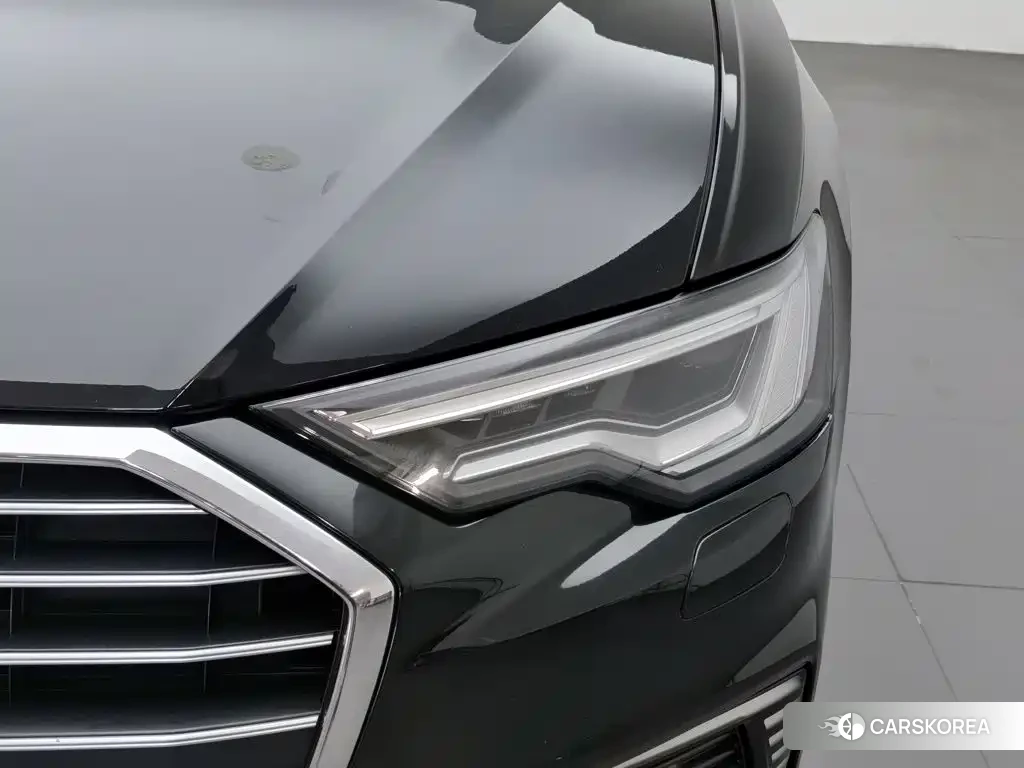 Audi A6L id 4629796 из Китая 20