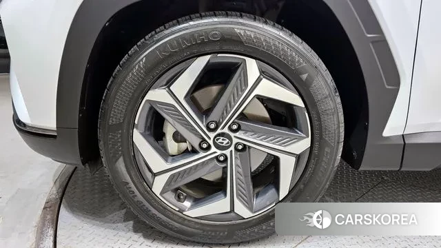 Hyundai Tucson (NX4) id 3523919 из Кореи 15