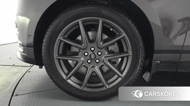 Land Rover Range Rover Velar id 4230126 из Кореи 15