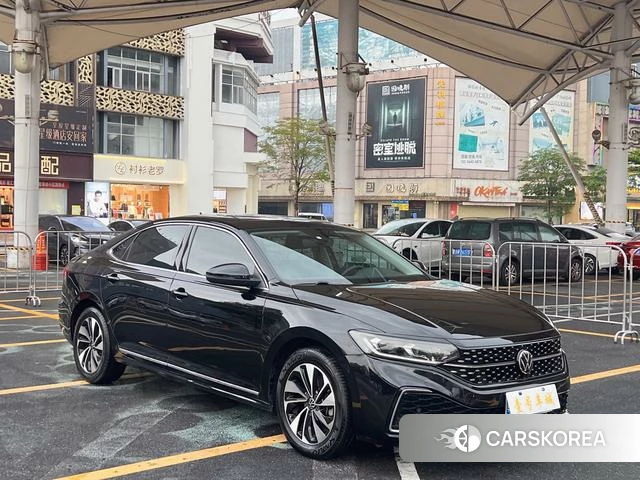 Volkswagen Passat id 4276569 из Китая 24