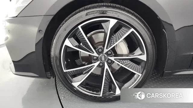 Audi A7 (4K) id 3443007 из Кореи 15