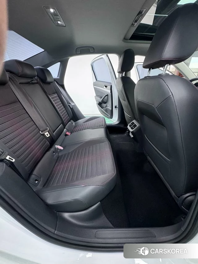 Volkswagen Lavida id 4335918 из Китая 21