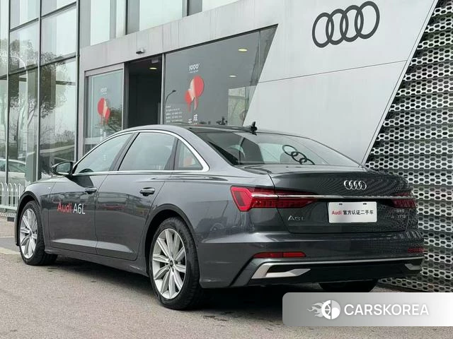 Audi A6L 2024 Темно-серый из Китая, фото 5