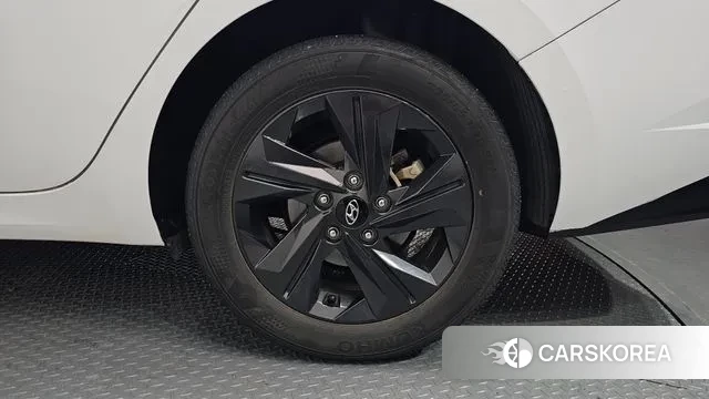 Hyundai Avante (CN7) id 3759127 из Кореи 15