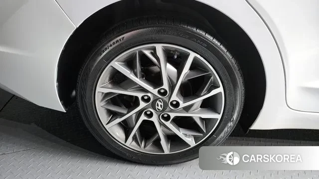 Hyundai The New Avante AD id 3612527 из Кореи 15