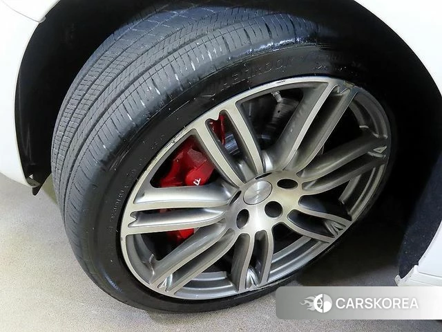 Maserati Ghibli id 4794549 из Кореи 14