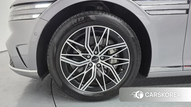 Genesis G90 (RS4) id 3615324 из Кореи 15