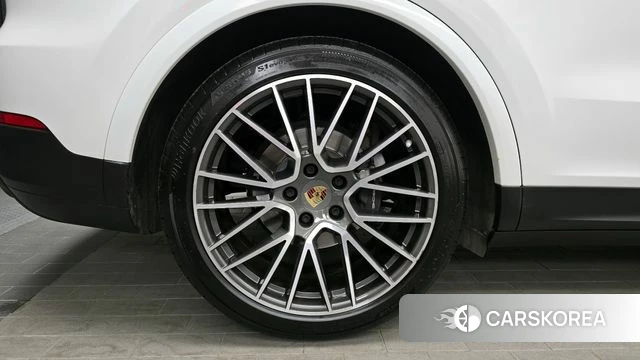 Porsche Cayenne (PO536) id 4267248 из Кореи 28