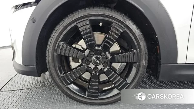 Mini Cooper S Convertible id 3507589 из Кореи 15