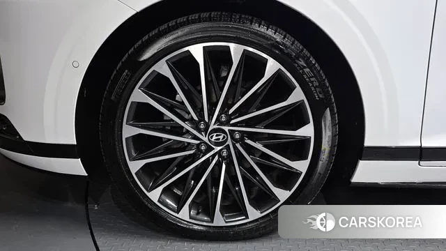 Hyundai Grandeur Hybrid (GN7) id 3058064 из Кореи 15