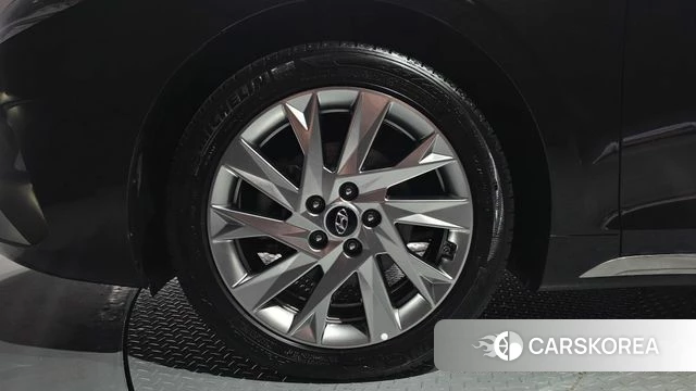 Hyundai The New Grandeur IG Hybrid id 4395877 из Кореи 28