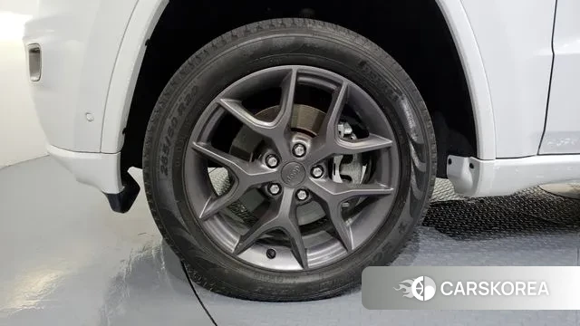 Jeep Grand Cherokee id 3290874 из Кореи 15