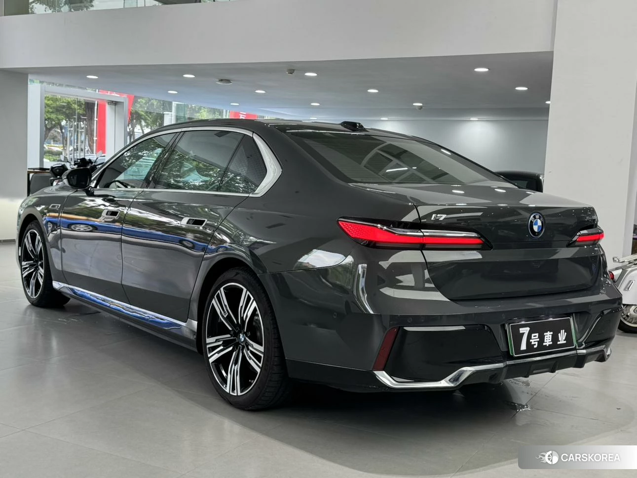 BMW i7 id 4512824 из Китая 16