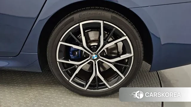 BMW 5 Series (G30) id 3238200 из Кореи 15