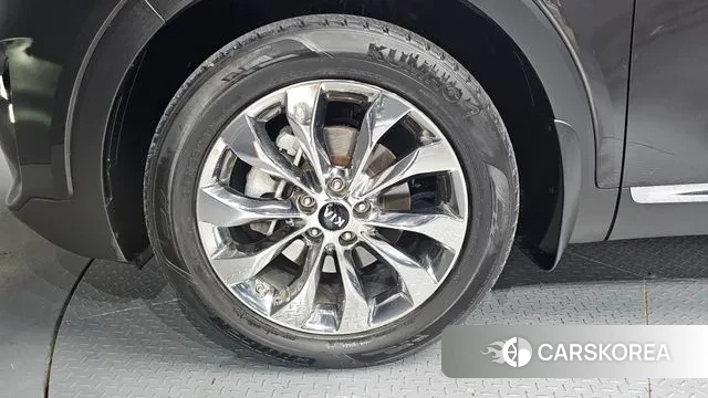 Kia The New Sorento id 3336437 из Кореи 15