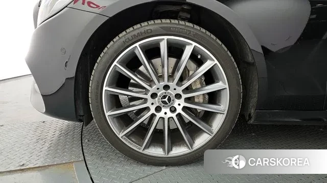 Mercedes-Benz E-Class W213 id 3788835 из Кореи 15