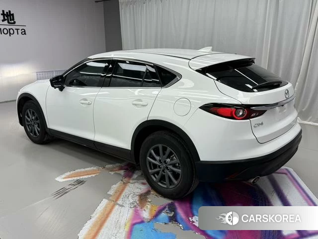 Mazda CX-4 2023 Белый из Китая, фото 5