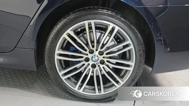 BMW 5 Series (G30) id 2976083 из Кореи 15