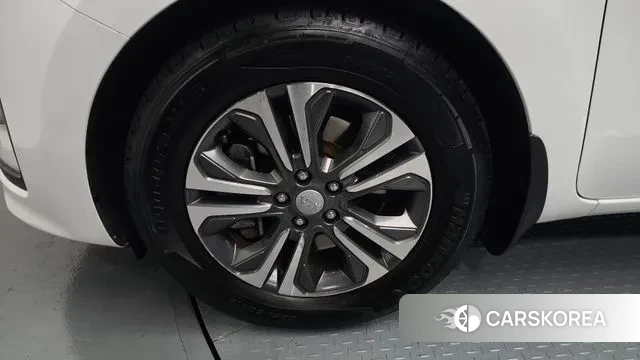 Kia The New Carnival id 3526085 из Кореи 15