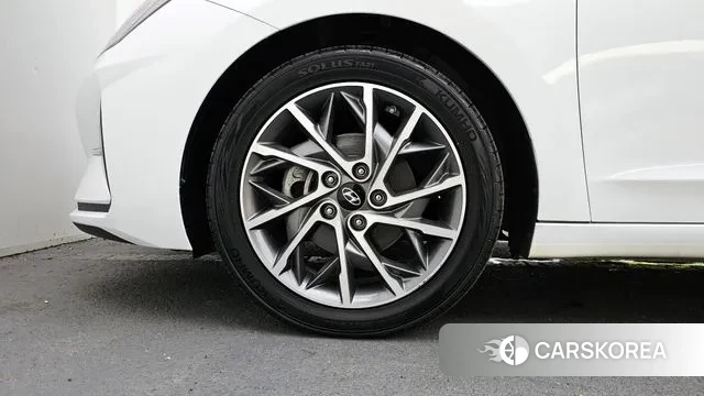 Hyundai The New Avante AD id 3055280 из Кореи 15