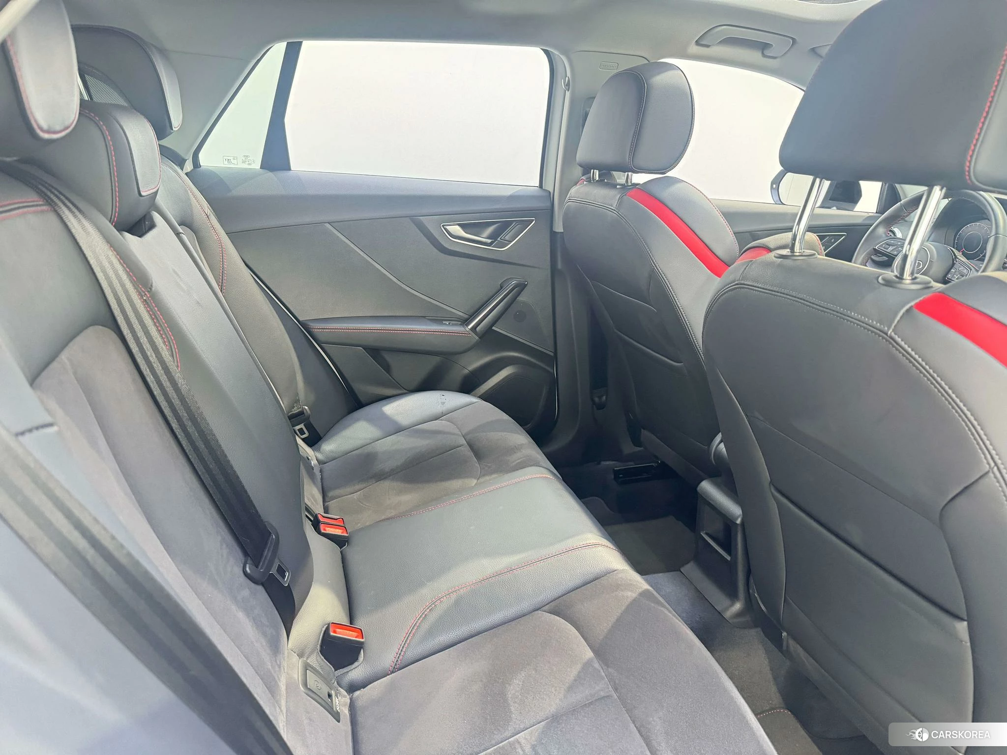 Audi Q2L id 4441300 из Китая 12
