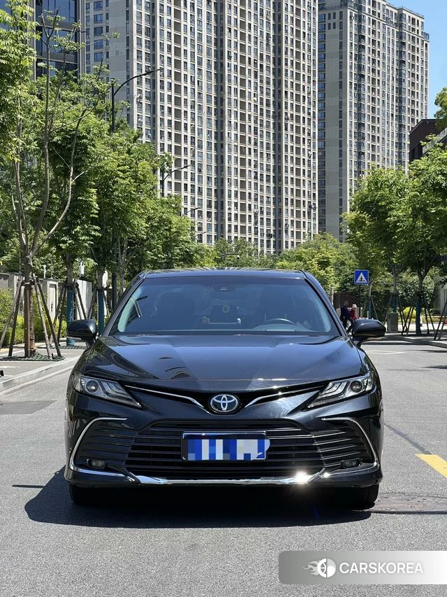 Toyota Camry 2023 Черный из Китая, фото 5