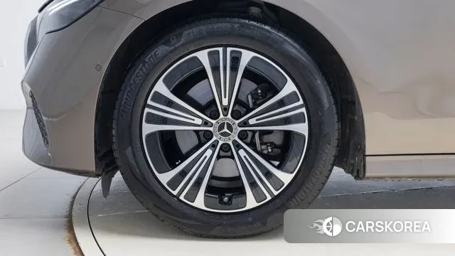 Mercedes-Benz E-Class W214 id 3015902 из Кореи 15