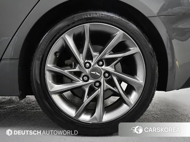 Genesis The New G70 id 3307150 из Кореи 15