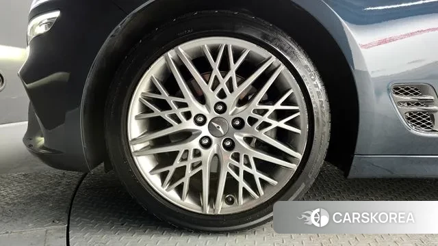 Genesis The New G70 id 3680587 из Кореи 15