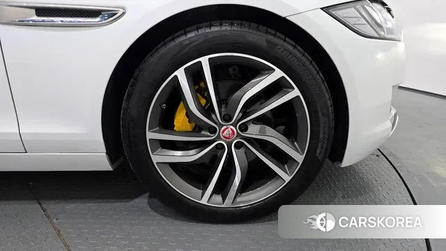 Jaguar XF (X260) id 3455001 из Кореи 15