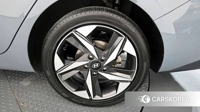 Hyundai Avante (CN7) id 3793885 из Кореи 15