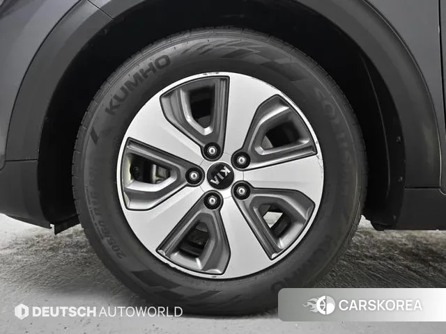 Kia The New Niro id 3336083 из Кореи 15