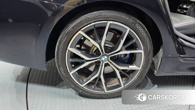 BMW 5 Series (G30) id 3941734 из Кореи 15